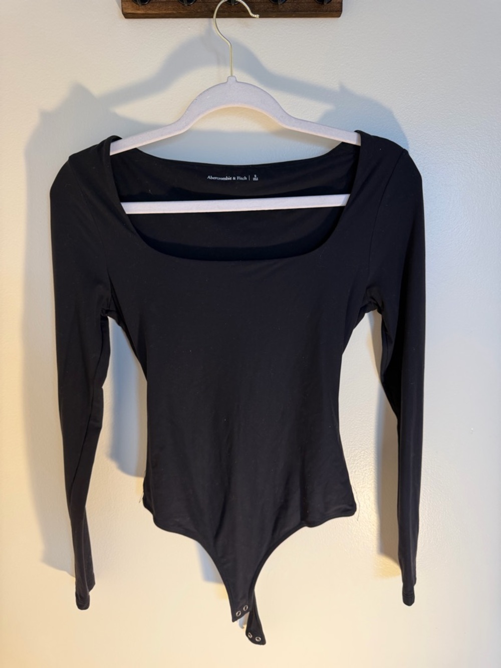 Abercrombie & Fitch Black Long-Sleeve Square Neck Bodysuit